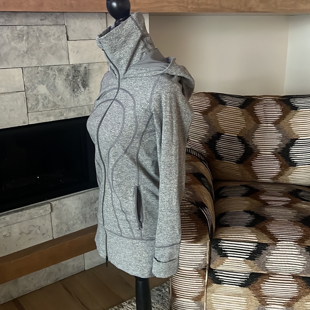 Lululemon Stride Jacket - image 7